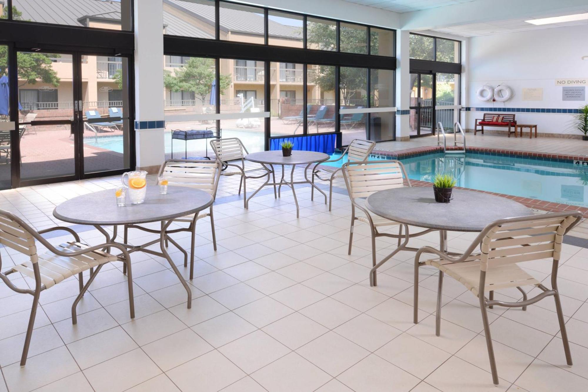 Courtyard Dallas Las Colinas Irving Extérieur photo